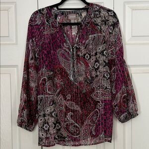 Chico's Pink Magenta Black Paisley Blouse Size Small Floral Semi Sheer Blouse